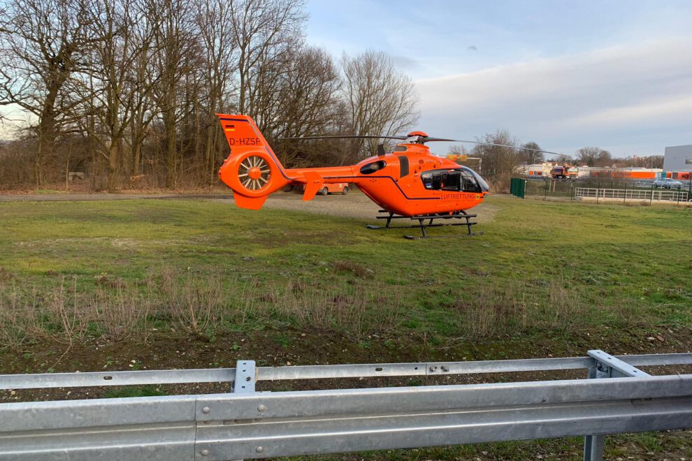 Feuerwehr Loehne BAB30 30 01 2020 5