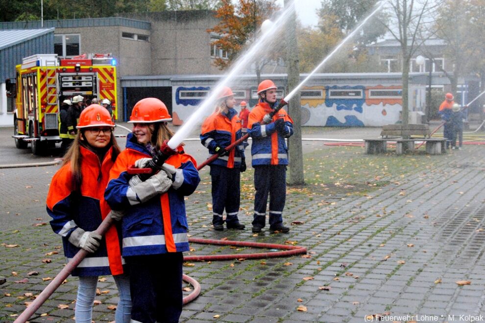 Stadtuebung Der Jugendfeuerwehr Loehne 16